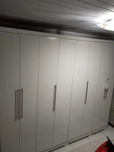 GUARDA ROUPA