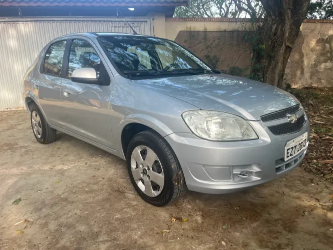 Chevrolet Prisma Sed. Maxx/ LT 1.4 8V Econof. 4P 2012