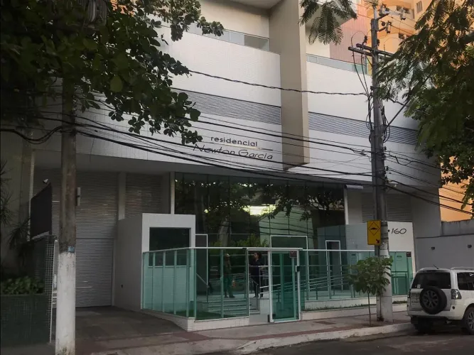 Alugo apto 2Q no Parque das Castanheiras 