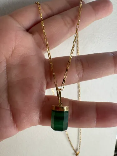 Pinjente no ouro 18k pedra esmeralda