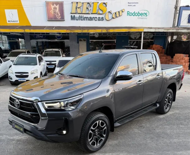 Toyota Hilux CD SRX 4X4 2.8 TDI 16V Diesel Aut. 2025