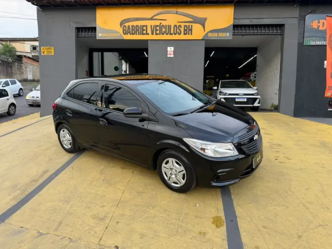Chevrolet Onix JOY Hatch 1.0 8V Flex Mec. 4P 2018