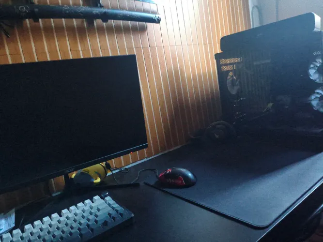 Pc Gamer completo com Mesa e Katana de brinde