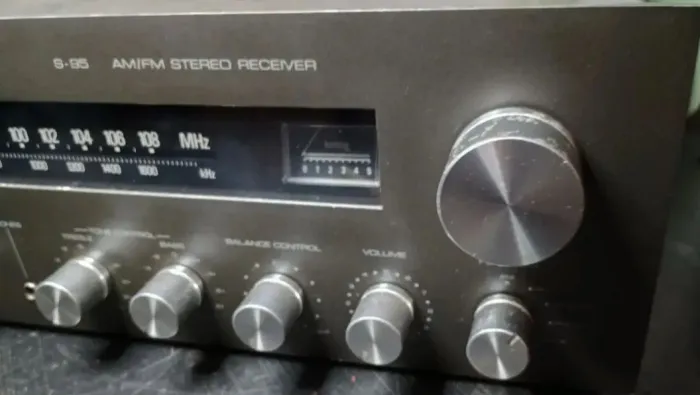 RECEIVER s95 n°3 ( sucata inteira)