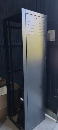RACK PARA SERVIDOR