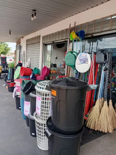 VENDA DE LOJA DE UTILIDADES E FERRAGISTA, TUDO INCLUSO!