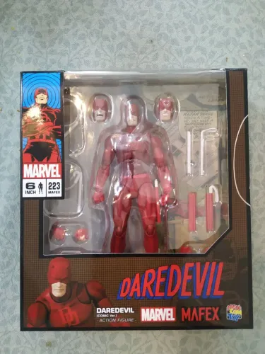 Mafex Demolidor (Diredevil)