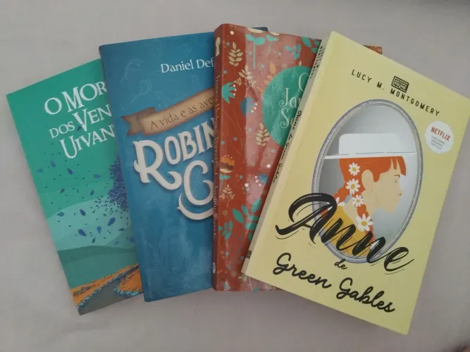 Kit 4 Livros Clássicos Da Literatura (Anne De Green Gables + 3)