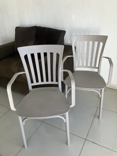 2 cadeiras Plásticas Robust | Plástico forte Nude resistente ambientes interno e externo