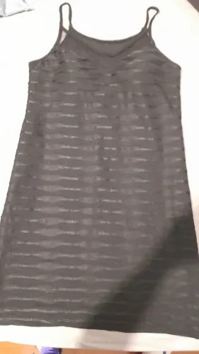 Vestido preto novo