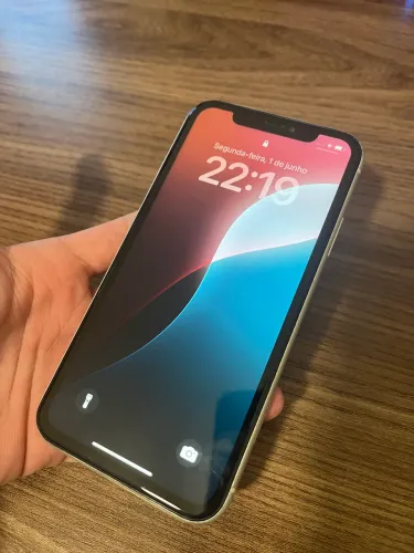 iPhone XR branco | 84% de Bateria