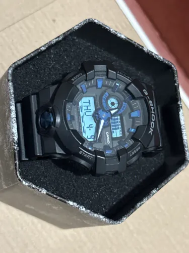 Relógio Casio g-shock GA710B