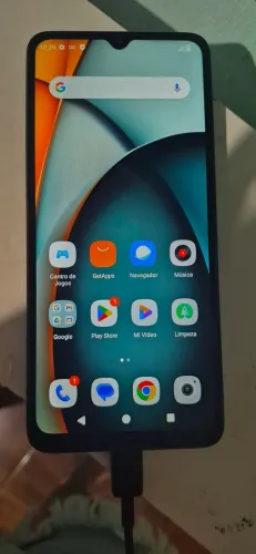 Celular da marca redmi A3,em ótimo condições dois chips não tem carregador e não faço en