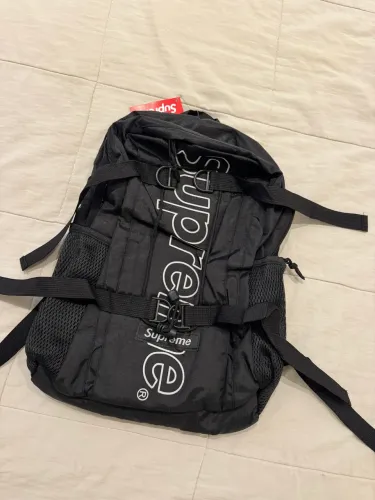 Mochila Supreme