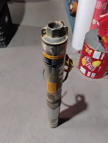 BOMBA SUBMERSA TIPO CANETA 0.5HP 220V