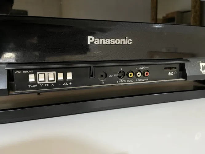 TV Panasonic VIERA HD 42 polegadas - Excelente estado