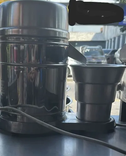 Extrator de Suco Industrial Marchesoni em Aço Inox - Profissional e Robusto