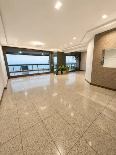 Locação de Luxo na Orla de Camburi: 4 Qts (Suítes), 225m², Sol da Manhã e 3 Vagas