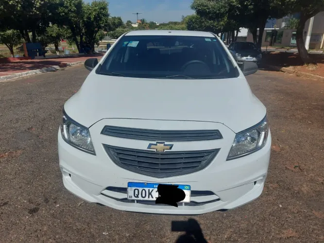 Chevrolet Onix JOY Hatch 1.0 8V Flex Mec. 4P 2018