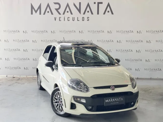 Fiat Punto Blackmotion Dual. 1.8 Flex 16V 5P 2015