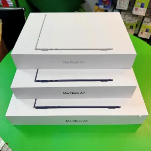 MacBook Air 15" M5 (16GB RAM / 512GB SSD)