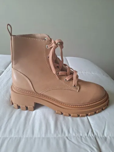 Bota Schutz
