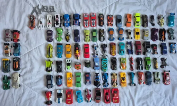 Hotwheels LOTE - 91 Carrinhos