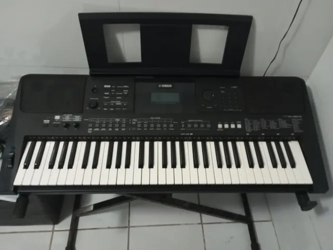 Teclado Yamaha 463