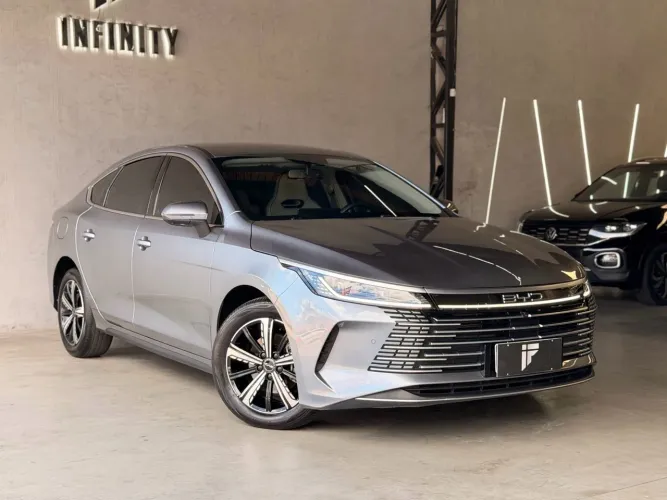 BYD King GS 1.5 16V Híbrido Aut. 2025