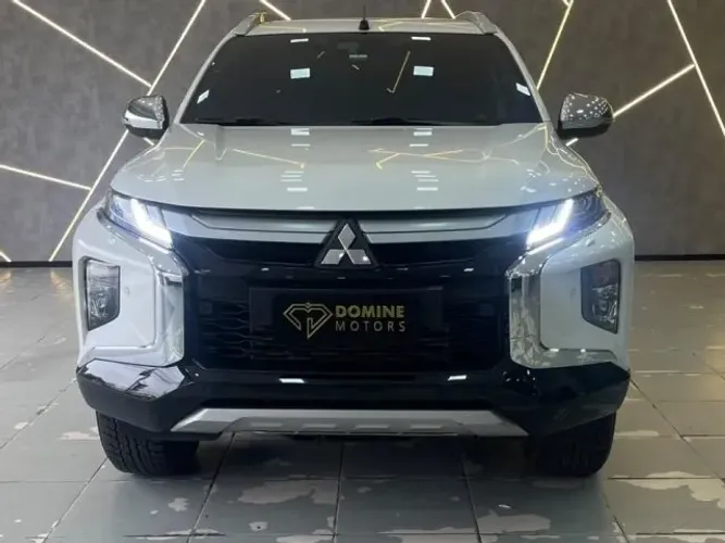Mitsubishi L200 Triton S. HPE FTP 2.4 CD Dies. Aut. 2024