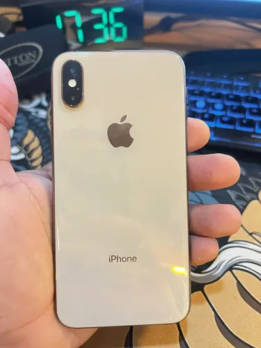 iPhone XS Rose