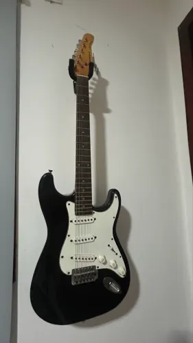 guitarra giannini