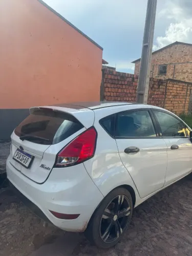 Ford Fiesta 1.5 16V Flex Mec. 5P 2016