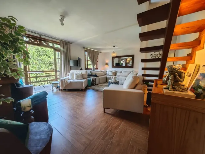 Apartamento com 4 dormitórios à venda, 130 m² por R$ 920.000,00 - Albuquerque - Teresópoli