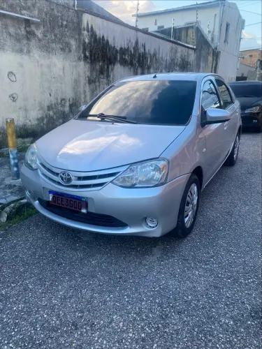Toyota Etios XS Sedan 1.5 Flex 16V 4P Mec. 2016