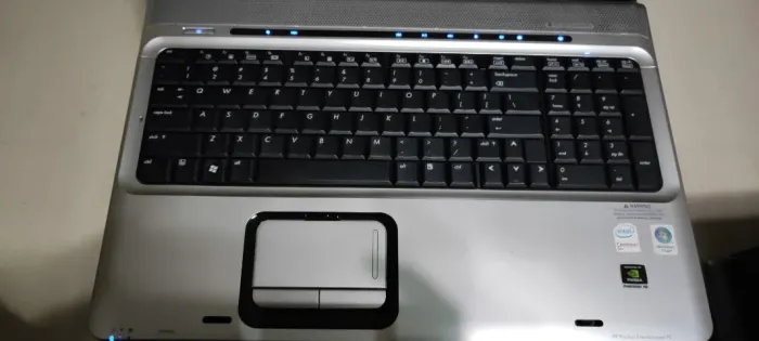 Notebook HP Pavilion dv9000 LCD 17" gravador DVD Fonte. Para configurar ou retirar pecas