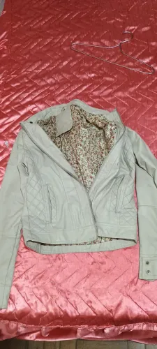 Jaqueta masculina beje com forro estampado maravilhosa tamanho M