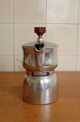 Cafetière italienne de 1950 caffexpress OMG. 