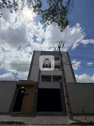 Apartamento para locação no bairro Saraiva