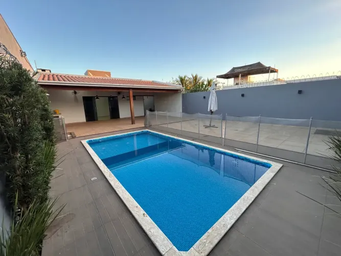 Excelente casa no Jardim Paraíso