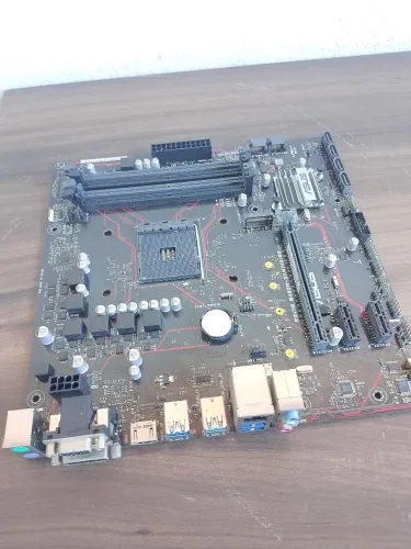 Placa Mãe ASUS B450M GAMING-BR RGB