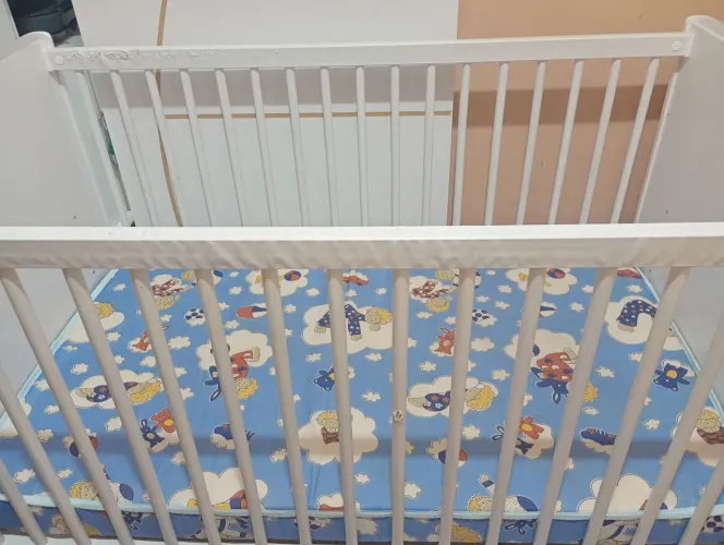 Vende se esse berço bicama