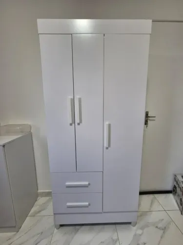 Móveis em ÓTIMO estado : Cômoda e Guarda- Roupa Infantil