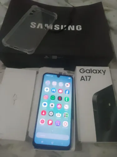 Samsung A17 novo na caixa nunca usando