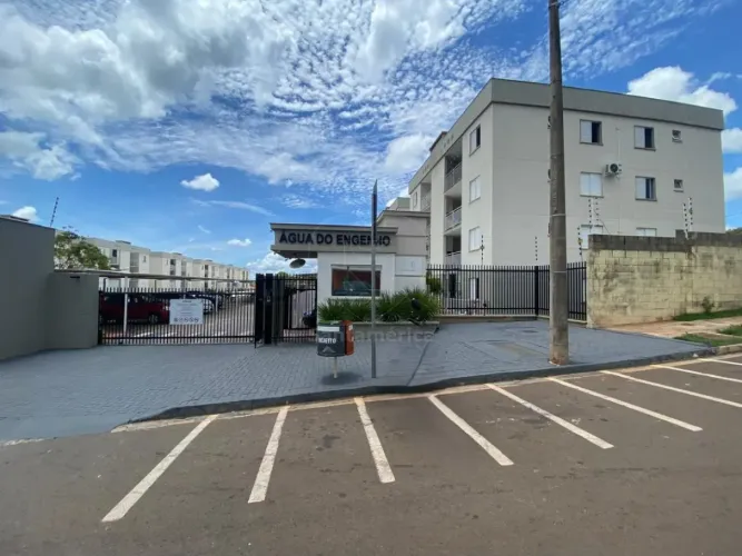 Apartamento com 2 dormitórios à venda no Residencial Água do Engenho em Ibiporã