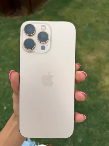 iPhone 16 pro max 