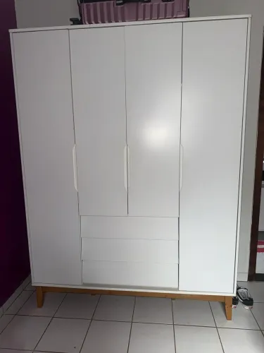 Guarda roupa infantil reforçado semi novo
