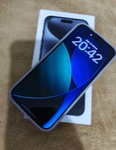 iPhone 15 Pro max Azul 1TB