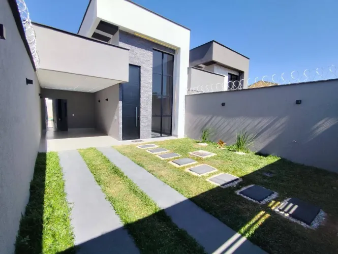 Casa com 3 dormitórios à venda, 150 m² por R$ 950.000,00 - Cardoso - Aparecida de Goiânia/
