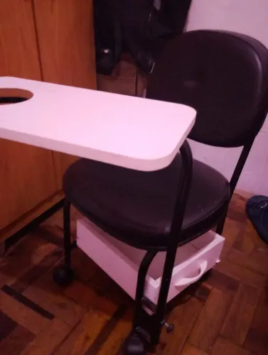 Cadeira de rodas pra salão manicure